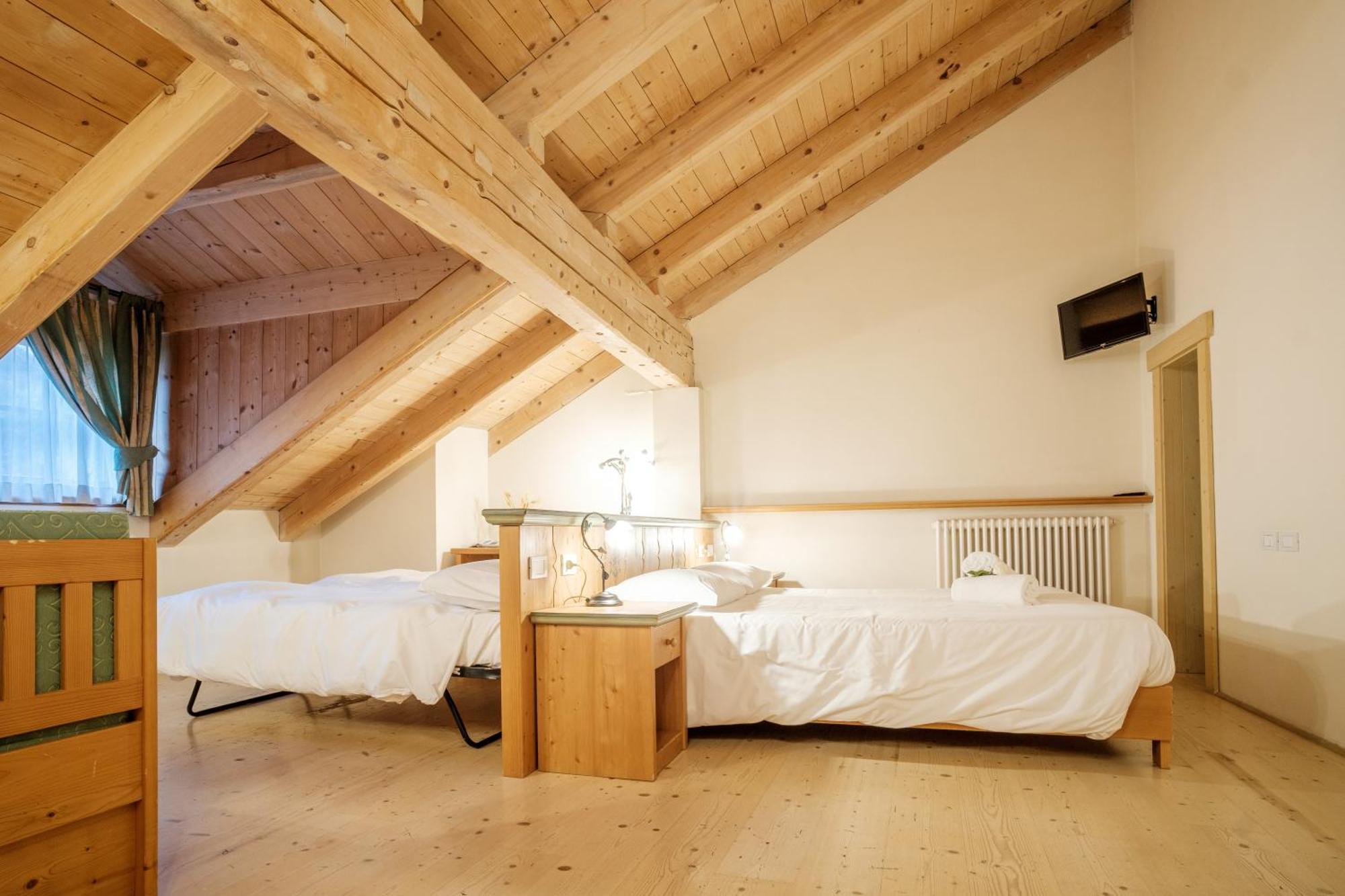 Casa Moresc Spiazzo  Room photo